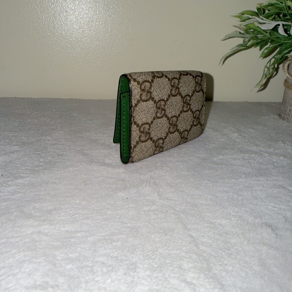 GUCCI GG Logo PVC 6 Ring Key Holder - Picture 5 of 11
